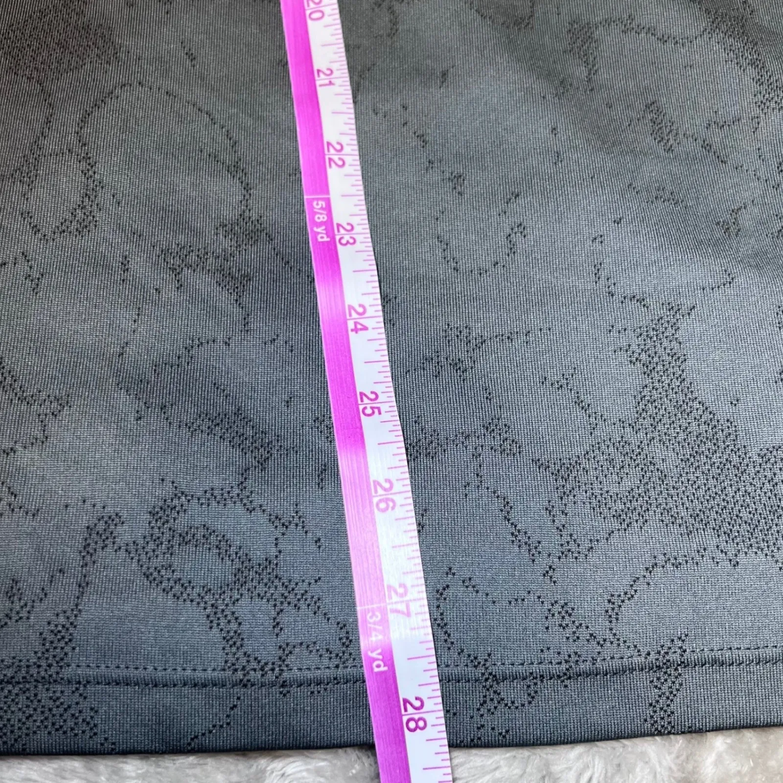 Under Armour Racerback Tank Top Womens 2X Grey Textured Loose Fit Heatgear Gym - Image 9