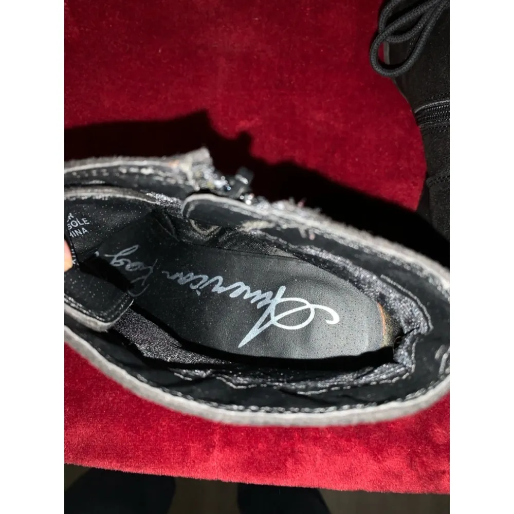 Z03 - American Rag black booties - Image 3