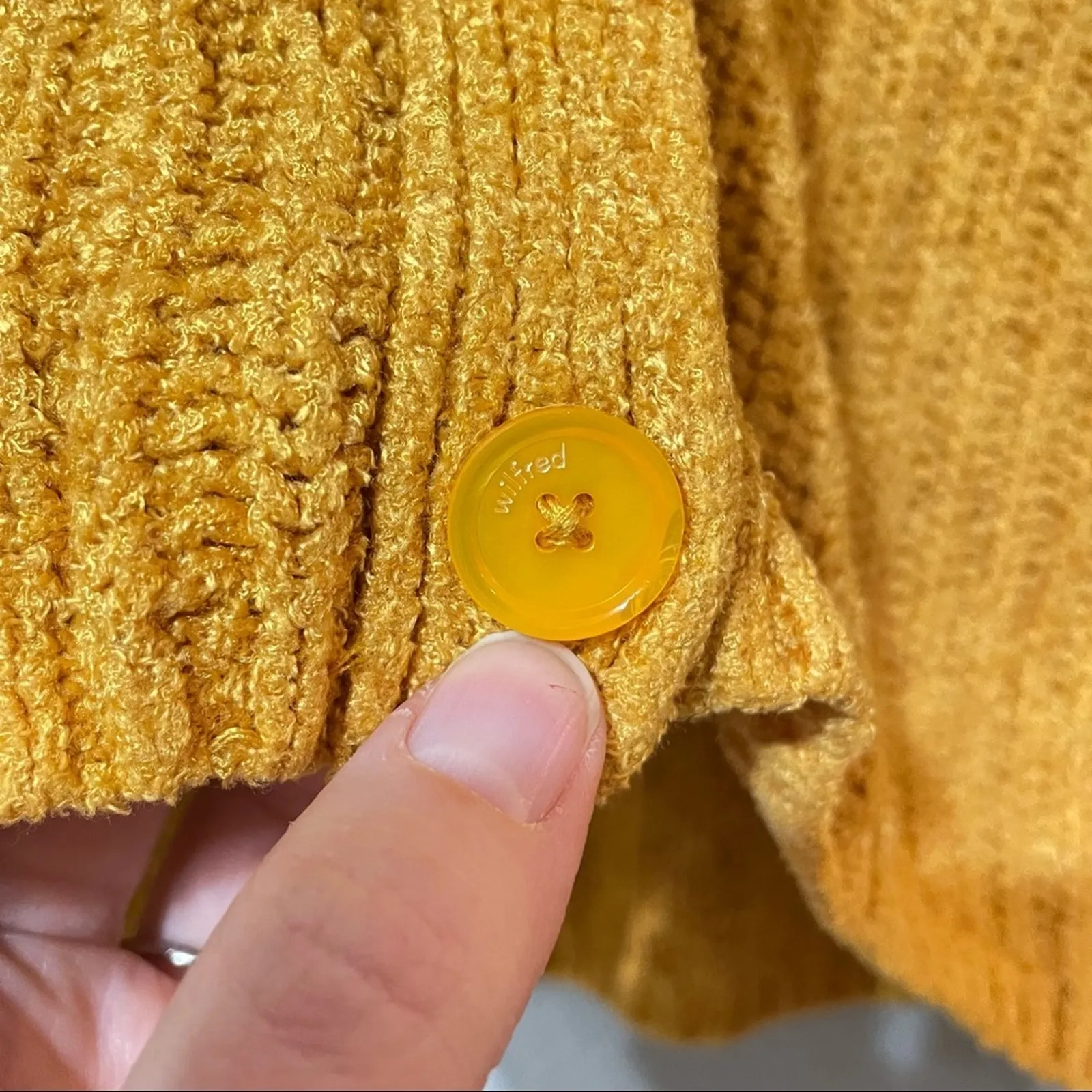 Wilfred Aritzia Orange Chunky Knit Boxy Fit Cardigan Sweater Button Down XXS - Image 7