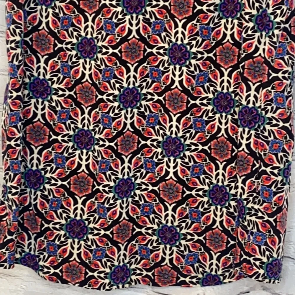 Old Navy Maternity Colorful Flower Dress Size Medium Excellent Condition - Image 6