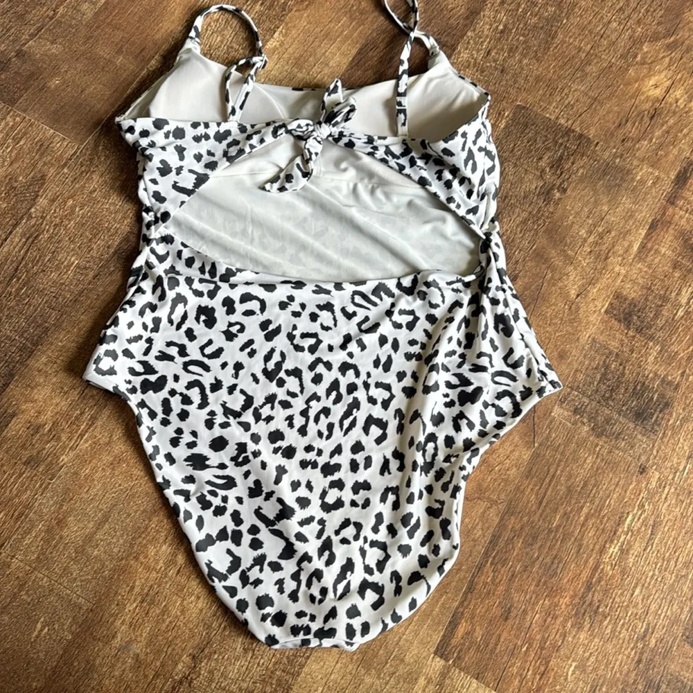 Aerie Animal Print Cheetah One Piece Swimsuit with open back - Image 8