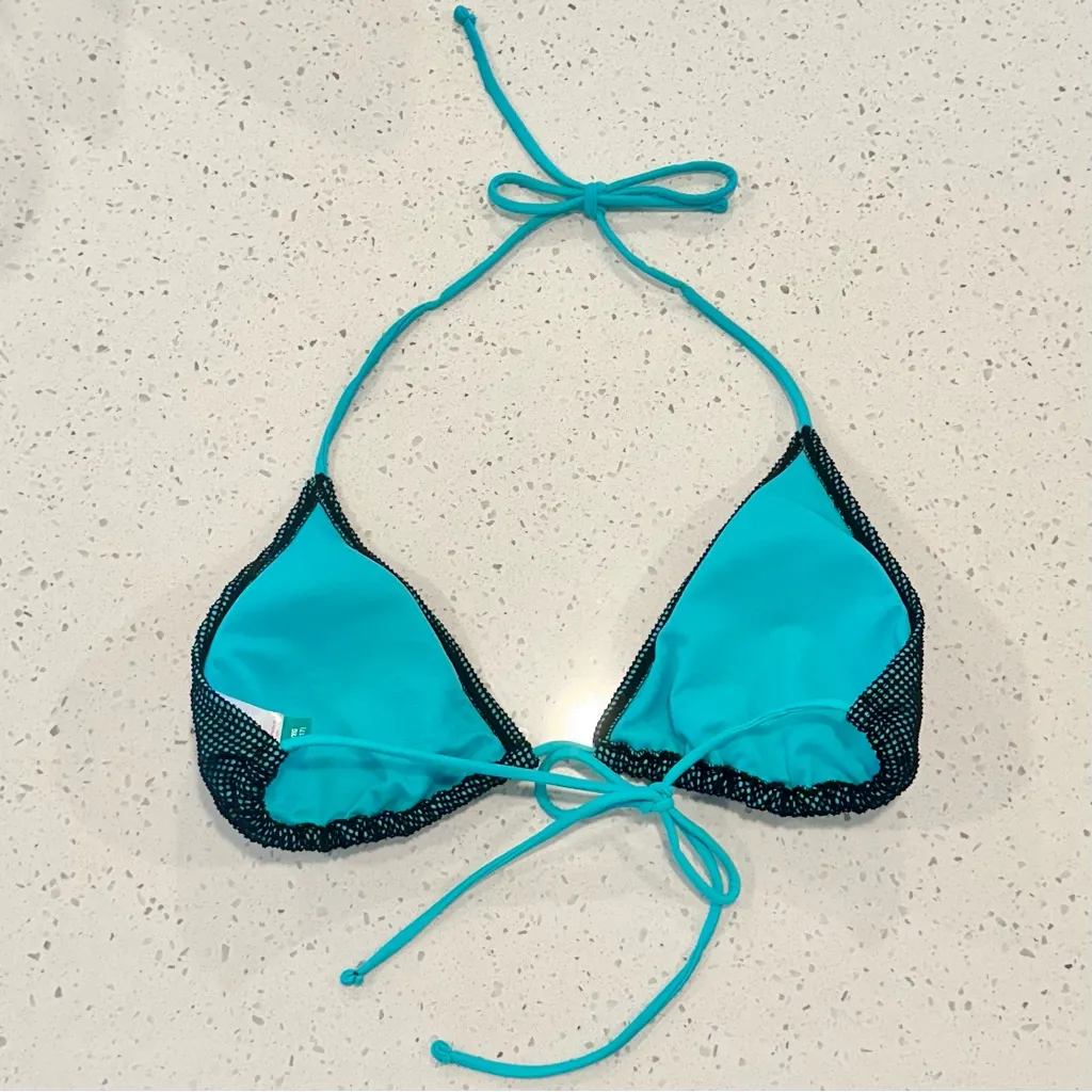 No Boundaries Teal and Black Mesh Bikini Top - Size: Extra Large - Image 3