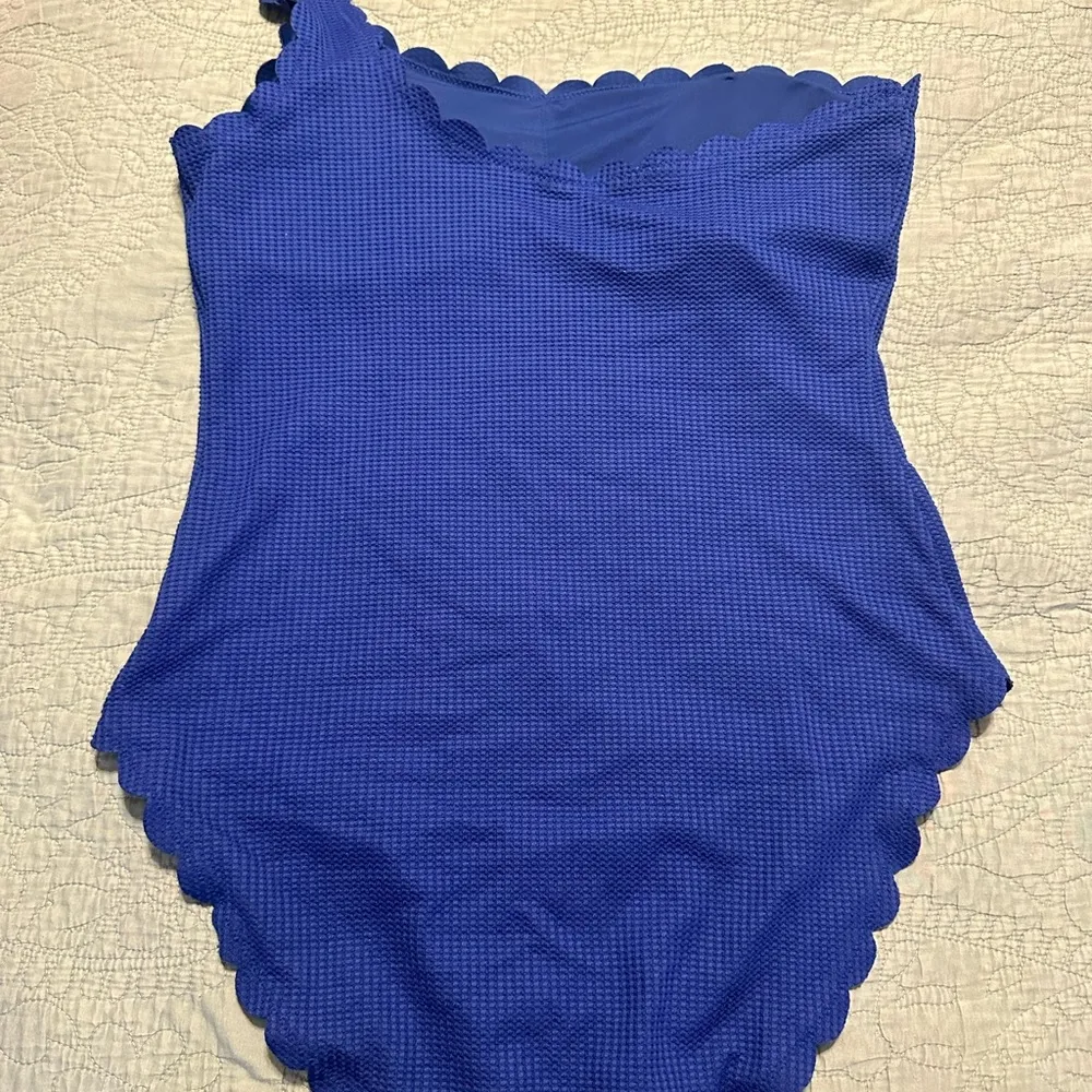 One shoulder scalloped aerie suit - Image 4