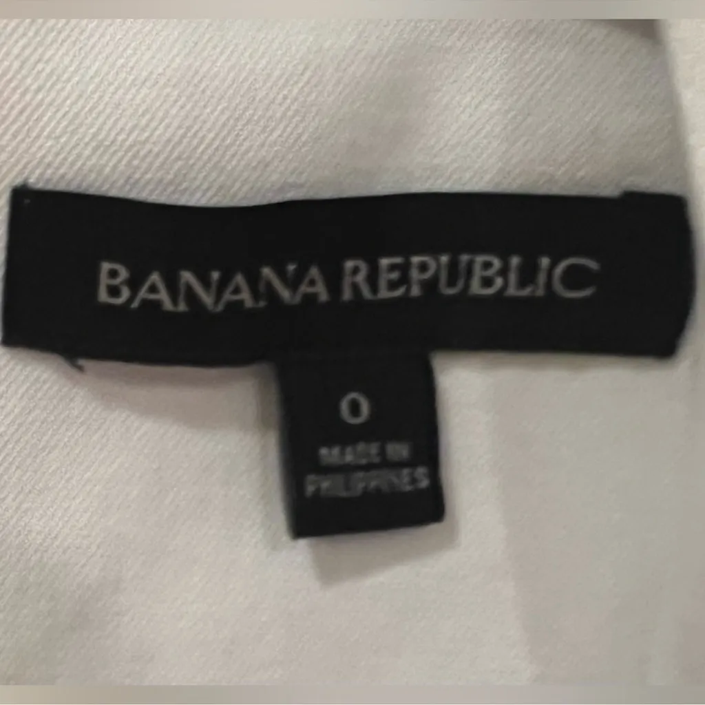 Banana Republic Sloan-Fit
Colorblock V-Neck Figure Sculpt
Sheath Dress Size 0 - Image 11