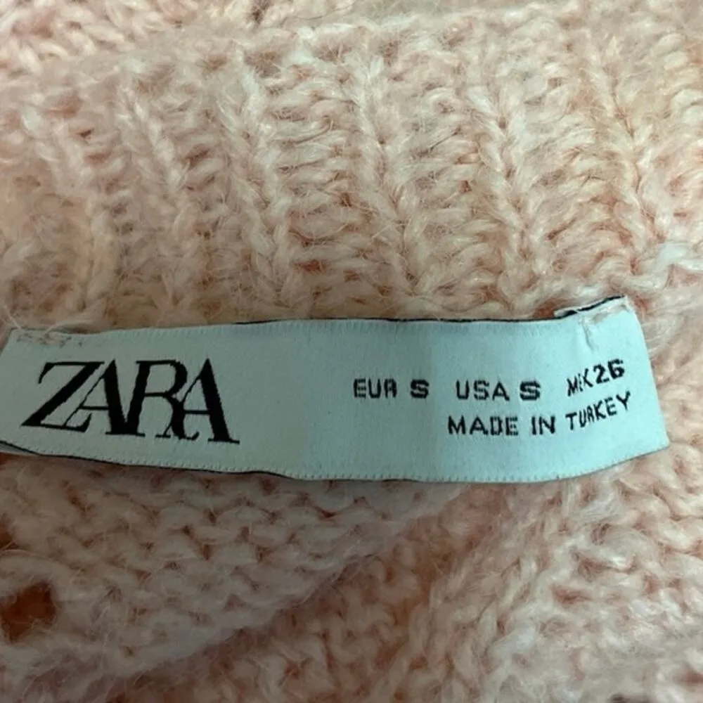 Zara Pink Knit Embroidered Floral Cozy Cropped Open Cardigan Sweater Top Size S - Image 5
