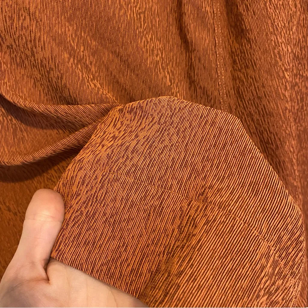 Athleta Echo Shorts in Burnt Orange size 12 - Image 9