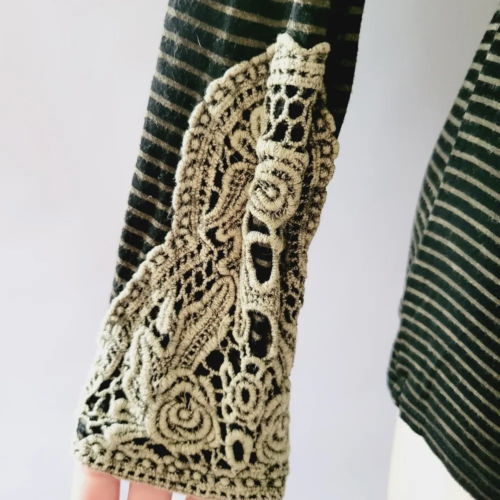 Gimmicks by bke striped henley size xs - Image 6