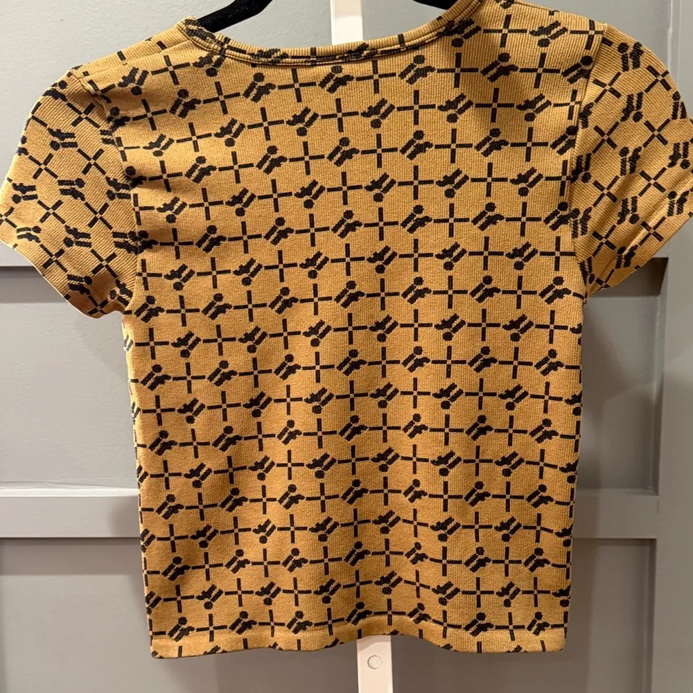 Urban Outfitter iets frans Black and Brown Pattern Short-Sleeve Crop TOP Size M - Image 2