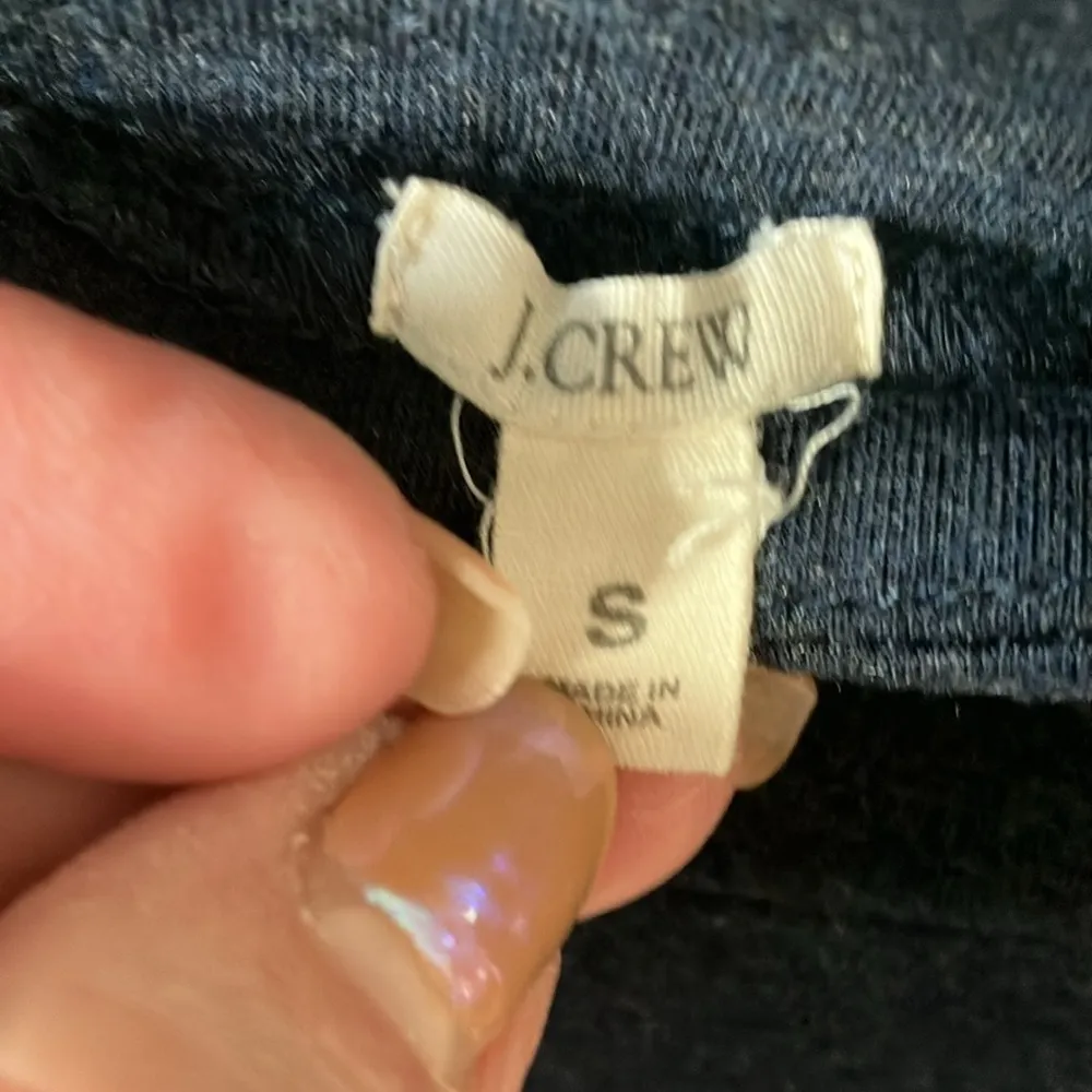 J Crew navy maxi skirt model rayon material - Image 5