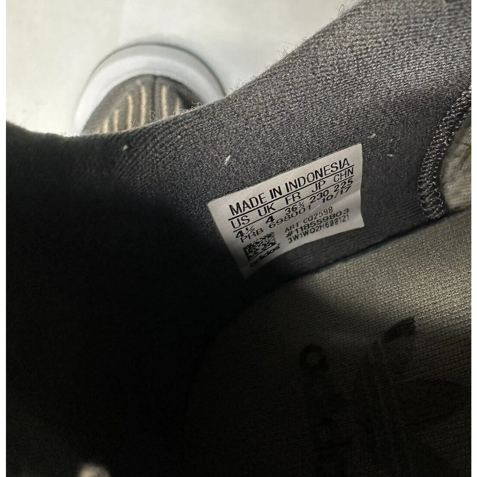 Adidas Swift PRB 698001‎ Women’s Running Shoes SZ 4.5 Grey Gold Metallic Lace Up - Image 7