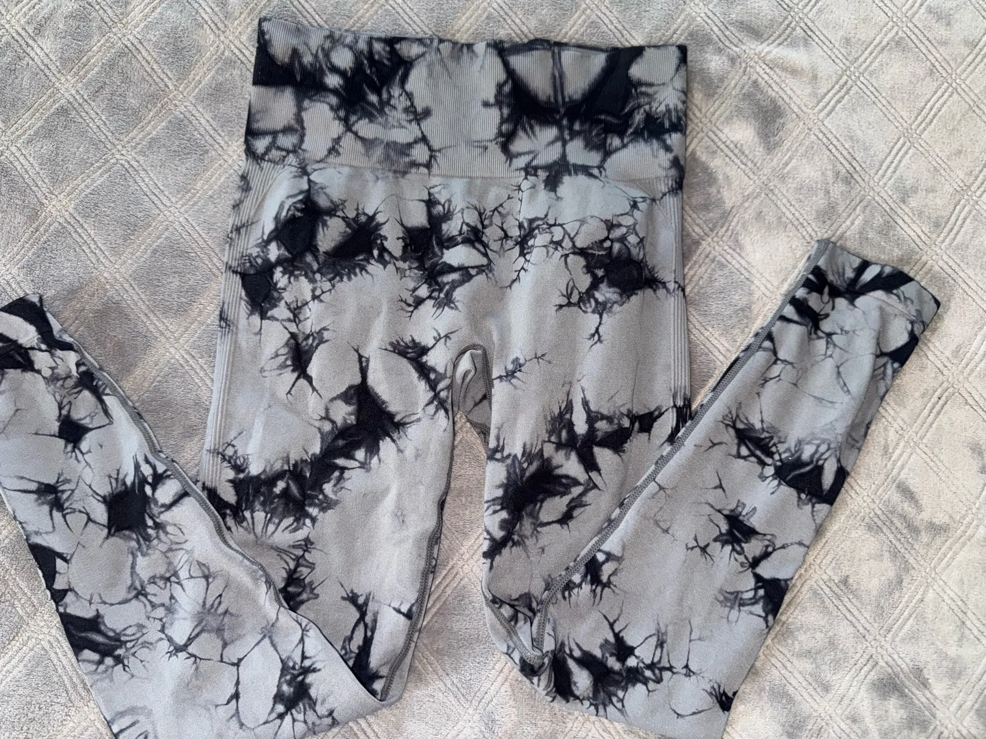 Tie Dye High Waisted Yoga Pants Seamless Scrunch Butt Lifting tummy control M Gray Size M - Image 2