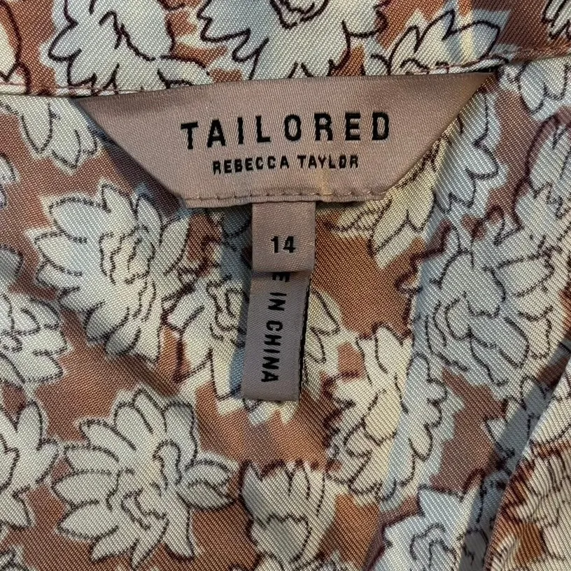 Tailored Rebecca Taylor Size 14 Button Up Blouse Top Brown Floral Print Silk - Image 3