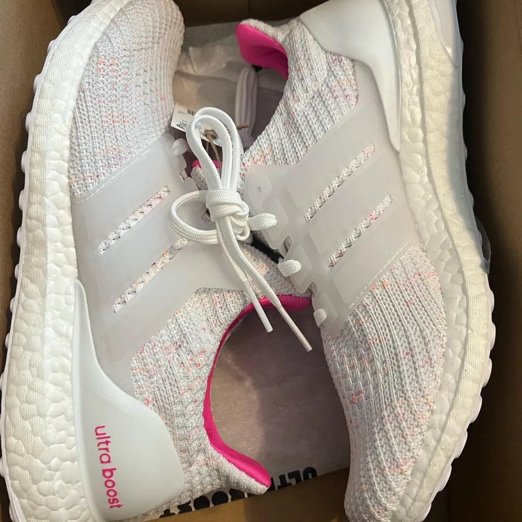 New Adidas Ultraboost 4.0 White Pink women’s sz 9.5 - Image 2