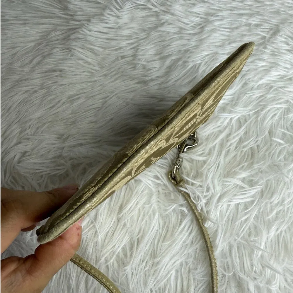 COACH Poppy Tan Signature Canvas Wristlet - Image 3