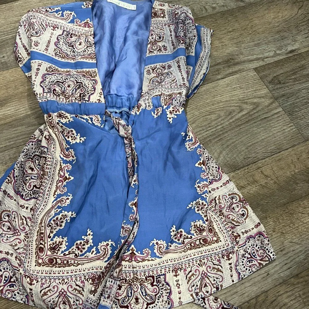 Alice + Trixie small blouse - Image 4