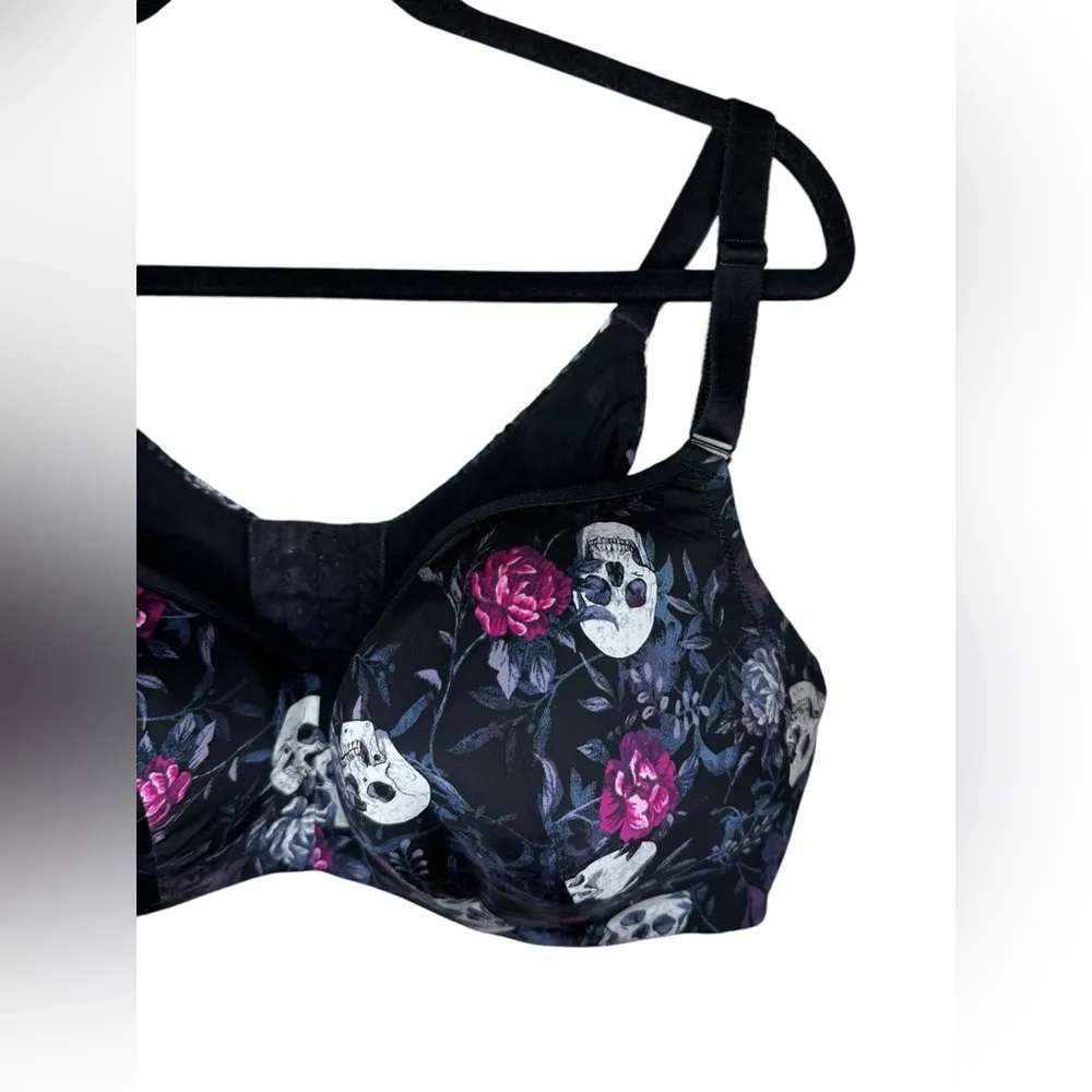 Torrid Lightly Lined Full Coverage Balconette Bra Size 44DDD Black Skull Floral - Image 4