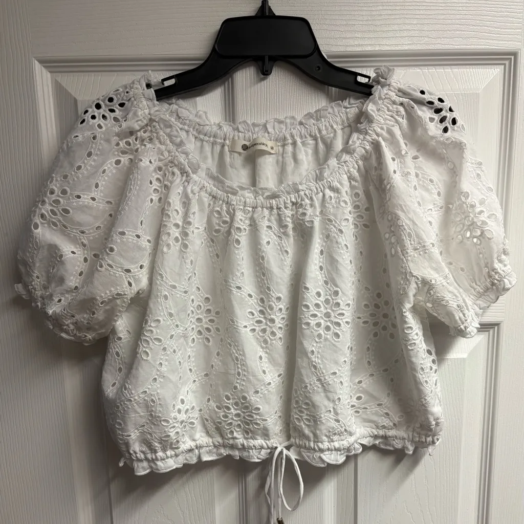 Olivaceous “The Impeccable Pig” 100% Cotton Eyelet Cropped Blouse size Medium - Image 1