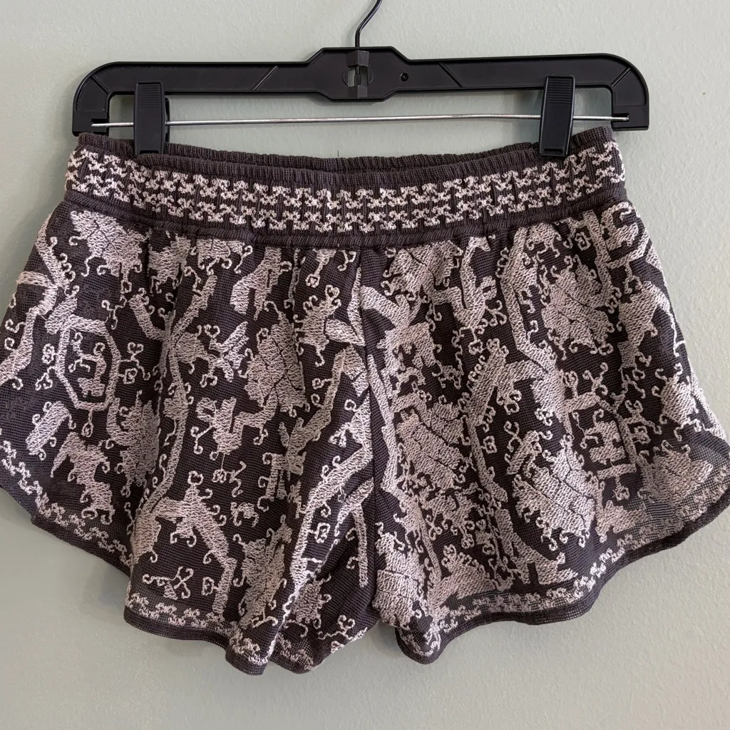Ecote Size Small Urban Outfitter Gray Embroidered Edge Drawstring Shorts - Image 4