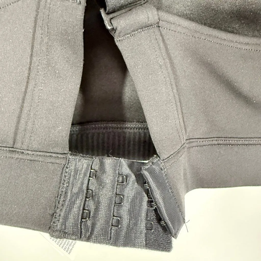 C7 Old Navy Women black versatile straps high impact sport bra  size medium nwt - Image 7