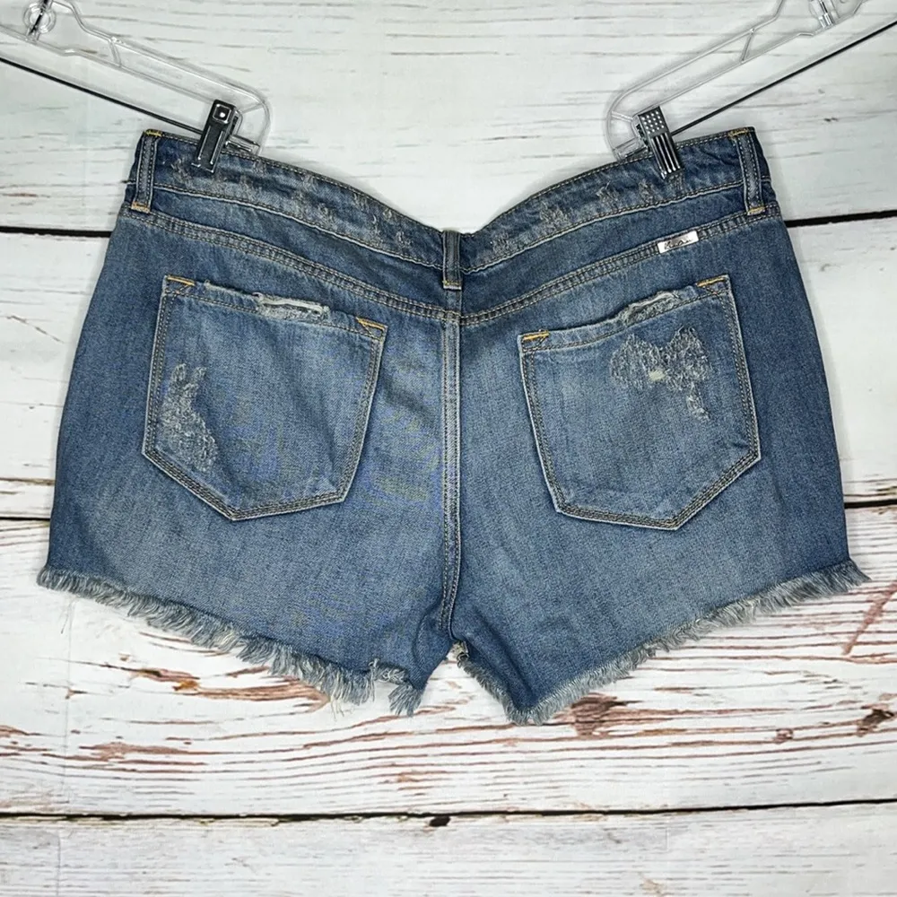 Kancan Sz 13/30 Blue Denim Frayed Hem Distressed Mid Rise Boyfriend Jean Shorts - Image 2