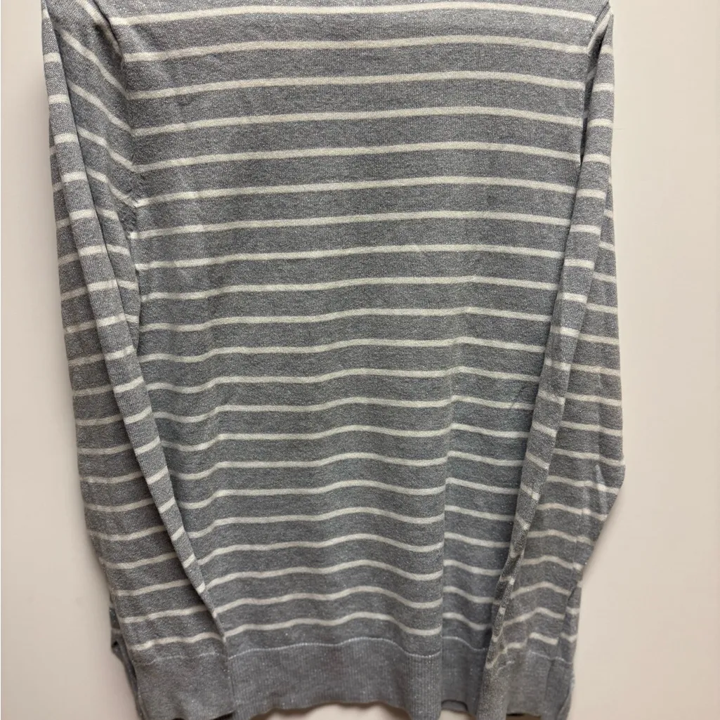 Old Navy Silver and White Striped Top - Image 6
