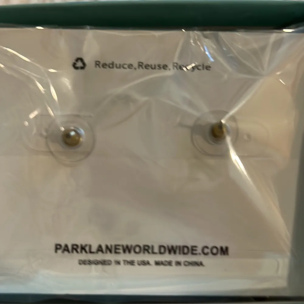 New | Park Lane Cleo Earrings Golden Pyramids Encrusted with Mini Crystals - Image 5