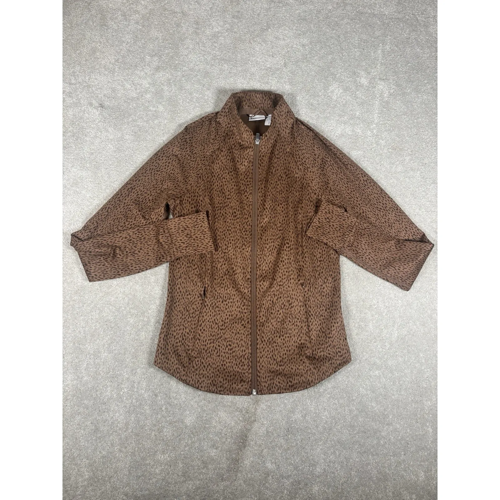 athleta Salutation‎ Jacket Shanti Animal Beige Small - Image 4