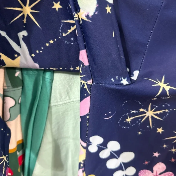 Disney parks x Main Street Bella Peter Pan tinkerbell athletic leggings M - Image 4