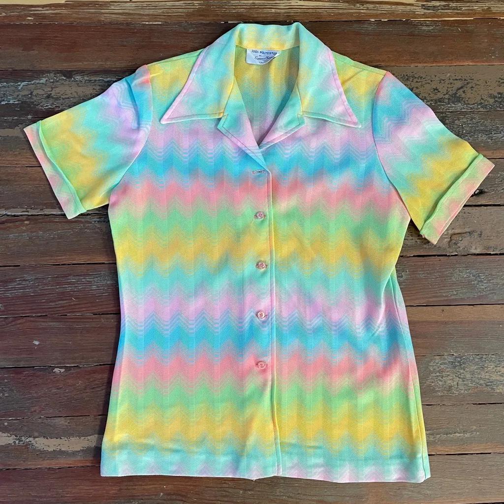 Vintage 70s Sunny South Retro Rainbow Chevron Button Up Blouse & Tank Set 💛🎀 Pink Size M - Image 9