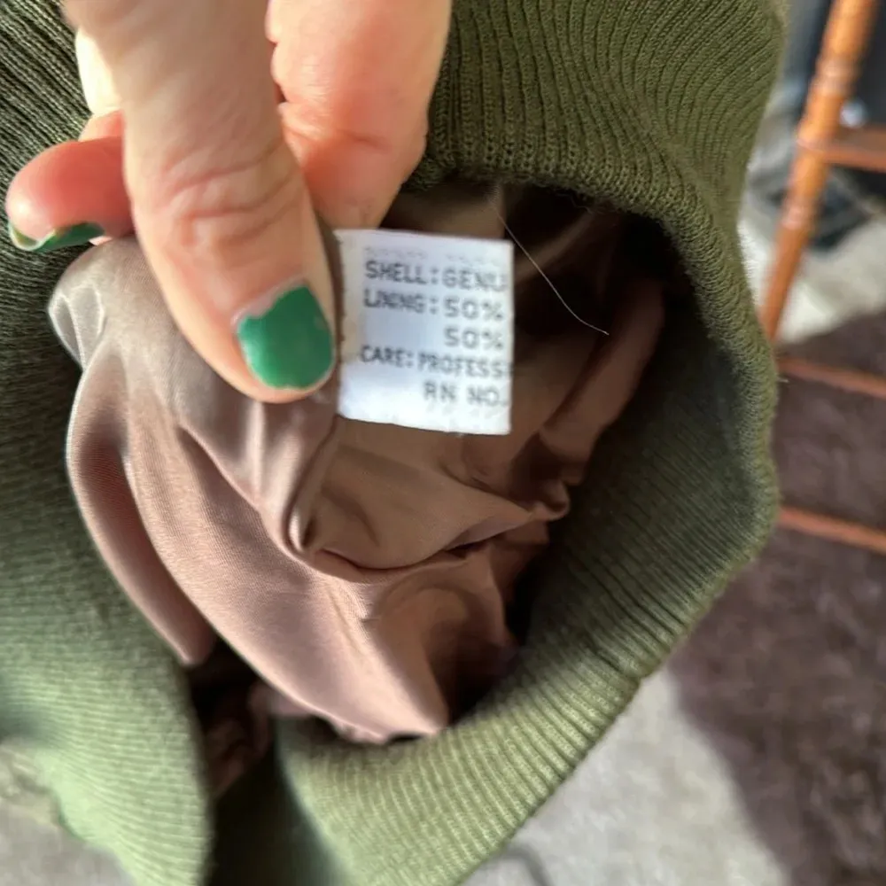 Vintage Green Suede Kenar boat neck style knit sleeve & edge details size M top - Image 6