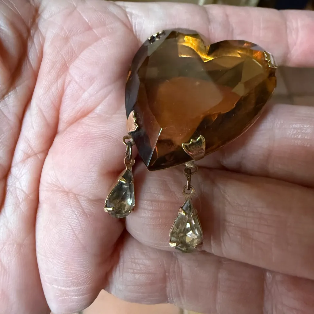 Heart shaped piece Brown - Image 2