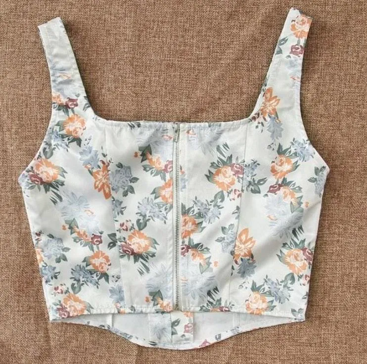 SheIn Hook And Eye Floral Satin Tank Top - Image 2