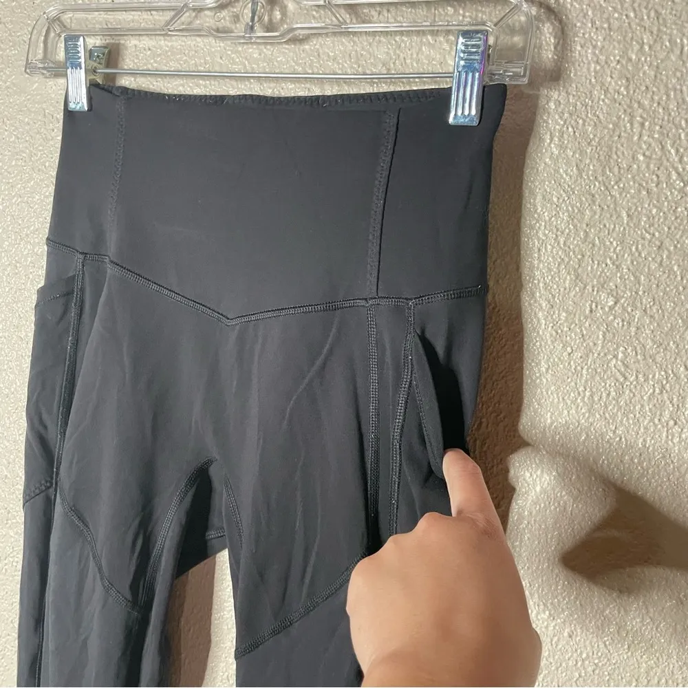 Lululemon  All The Right Places II in Black Size 4 - Image 12
