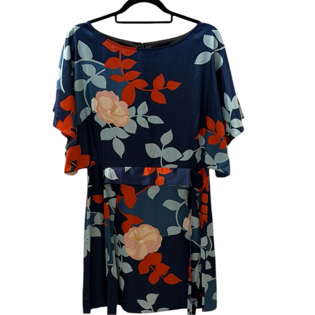 BCBGMAXAZRIA Floral Kimono Sleeve Silky Tie Waist Dress Size Small - Image 2