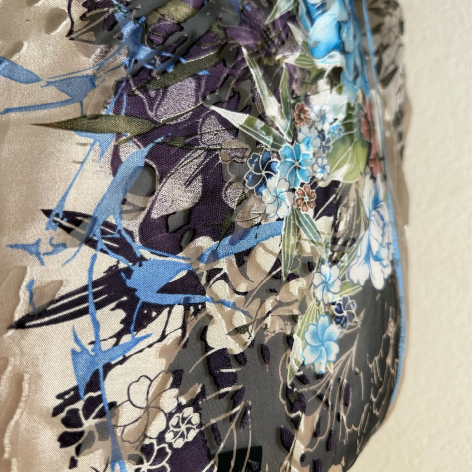 Citron Santa Monica‎ Dloral asymmetrical blouse. Size Large Blue - Image 6