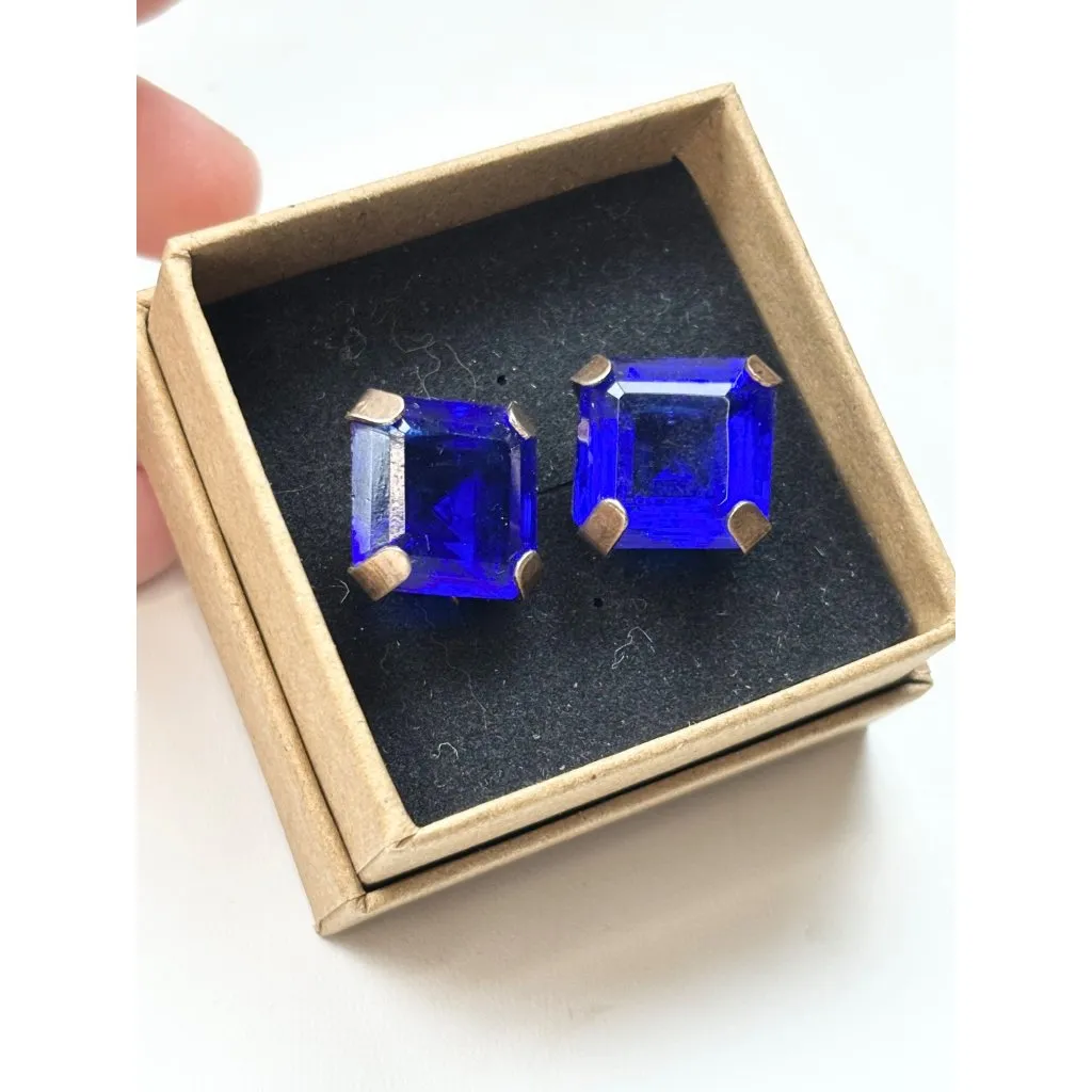 Vintage Screw - Image 3