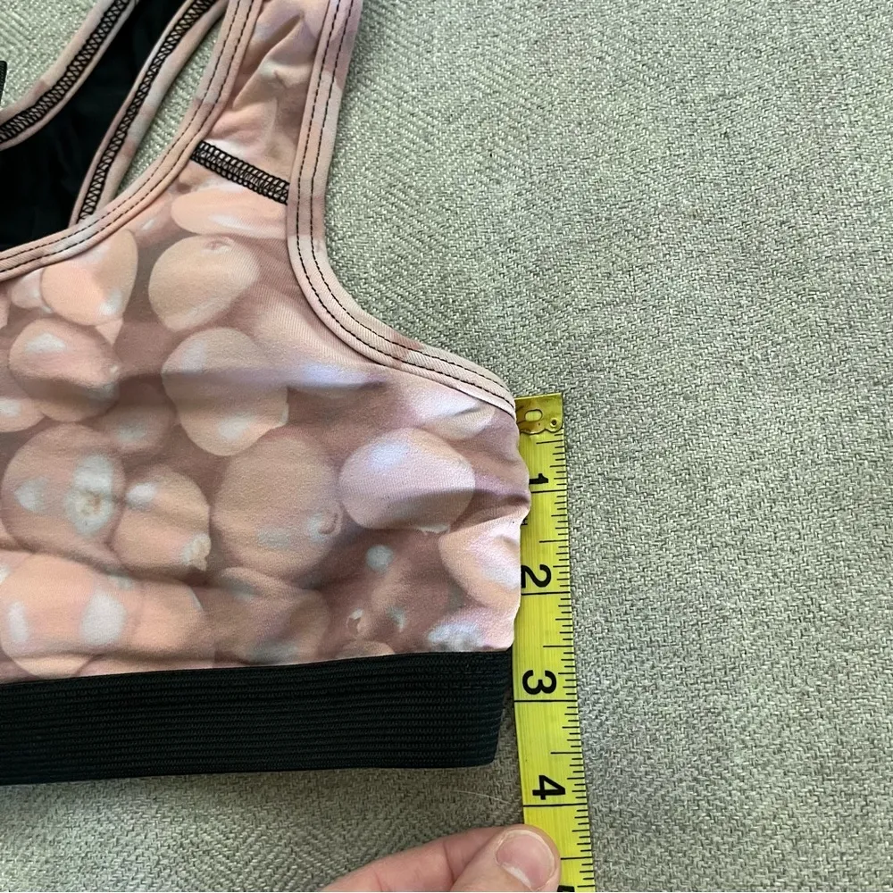 Zara Terez Women’s Pink and Black Sports Bra Size Small - Image 7