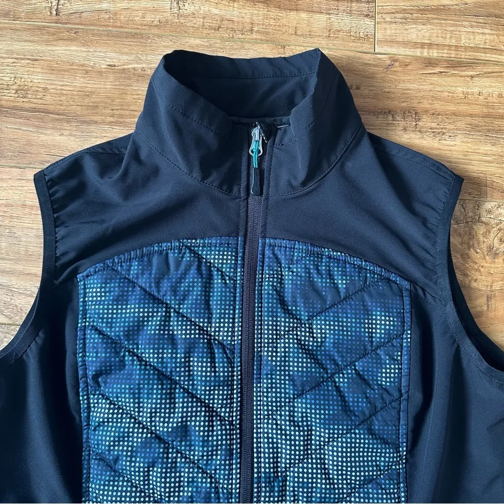 Eddie Bauer Women’s Medium Black Blue Dot Print Puffer Vest Jacket Lightweight - Image 2