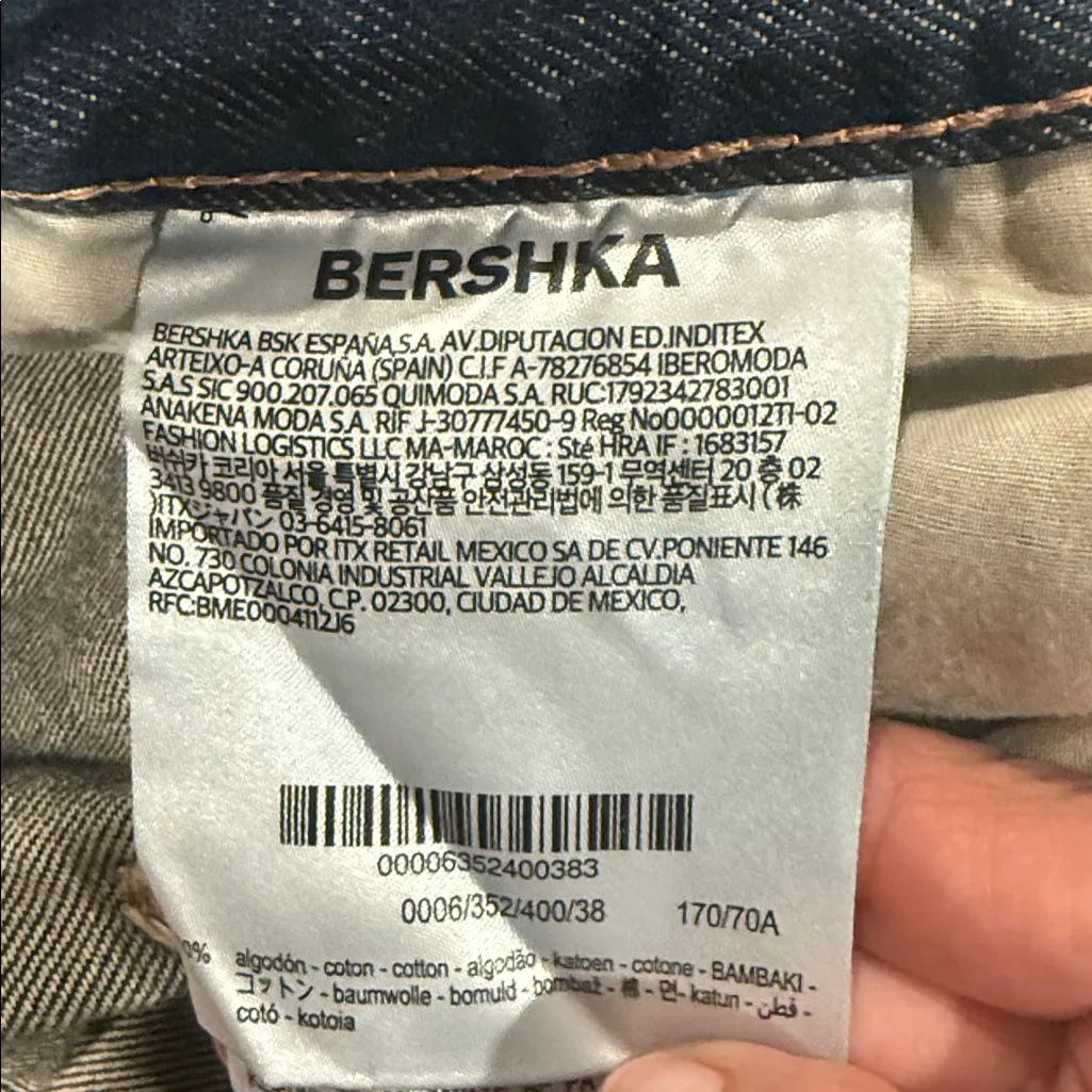 Bershka WOMENS  Dark Blue wide leg 15 waist around 30 - Image 10