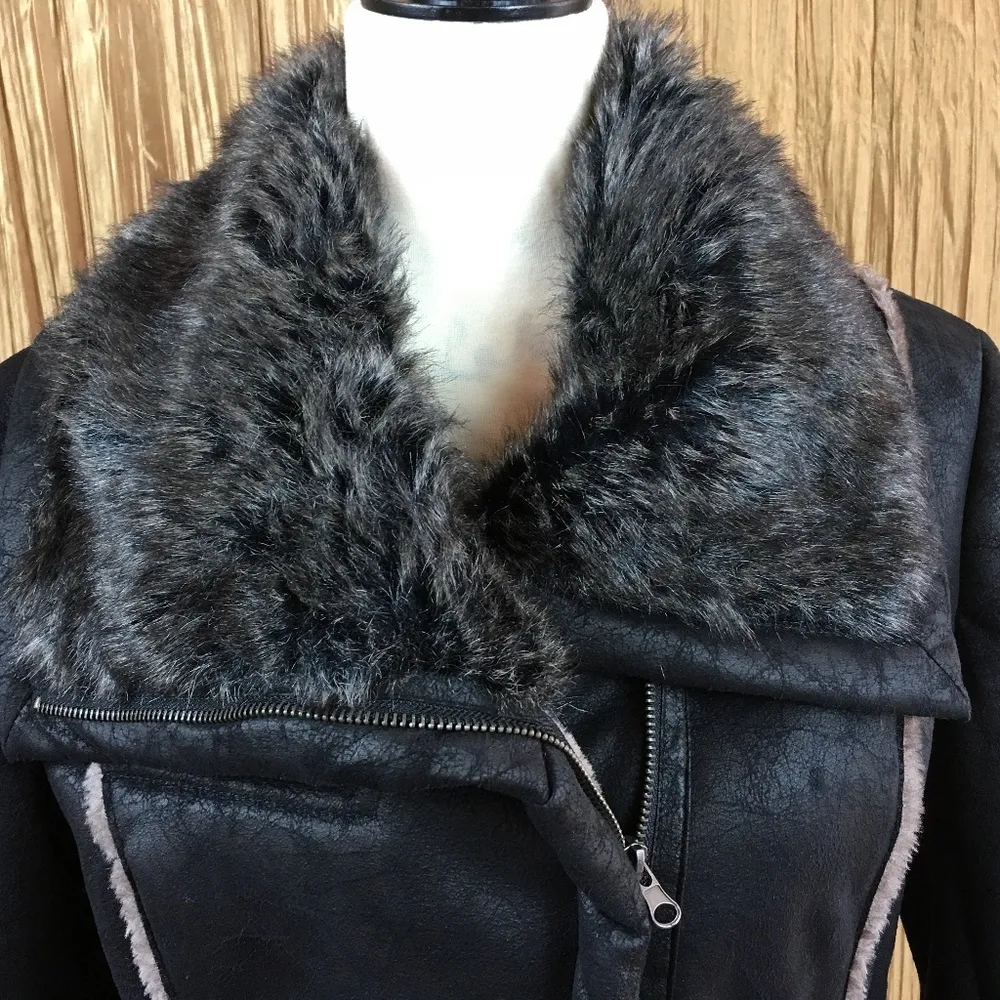 Coffee Shop CoffeShop Faux-Fur-Trim Moto Jacket Size M - Image 4