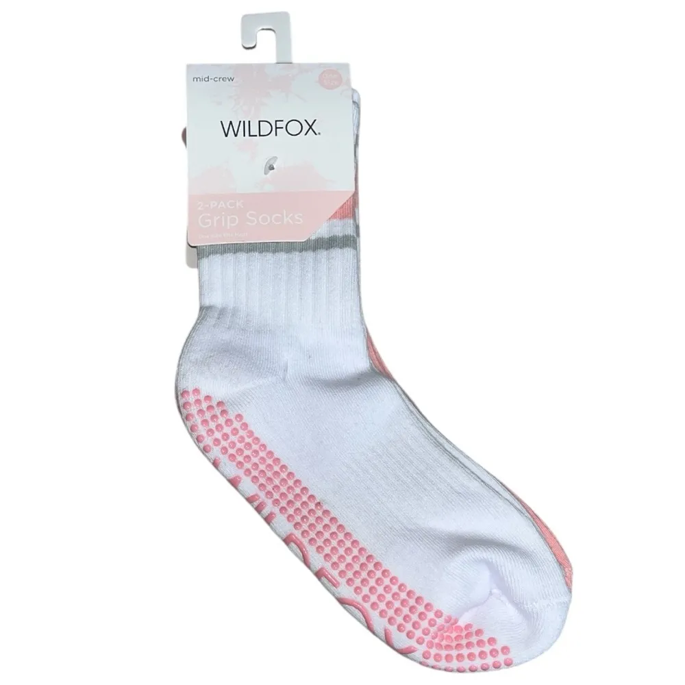 WILDFOX 2-Pack Mid-Crew Retro Stripe Grip Socks - Image 2