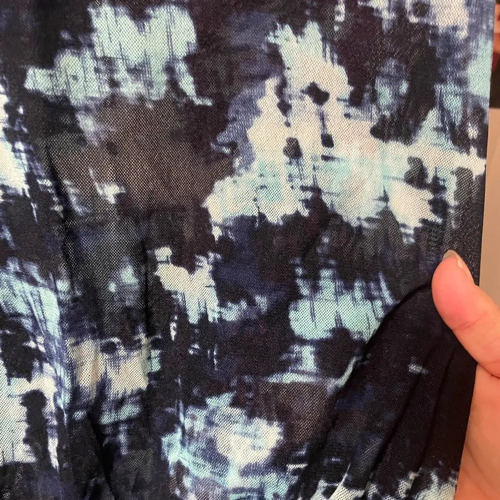 THE LIMITED TIE DYE MESH OVERLAY TOP - Image 4