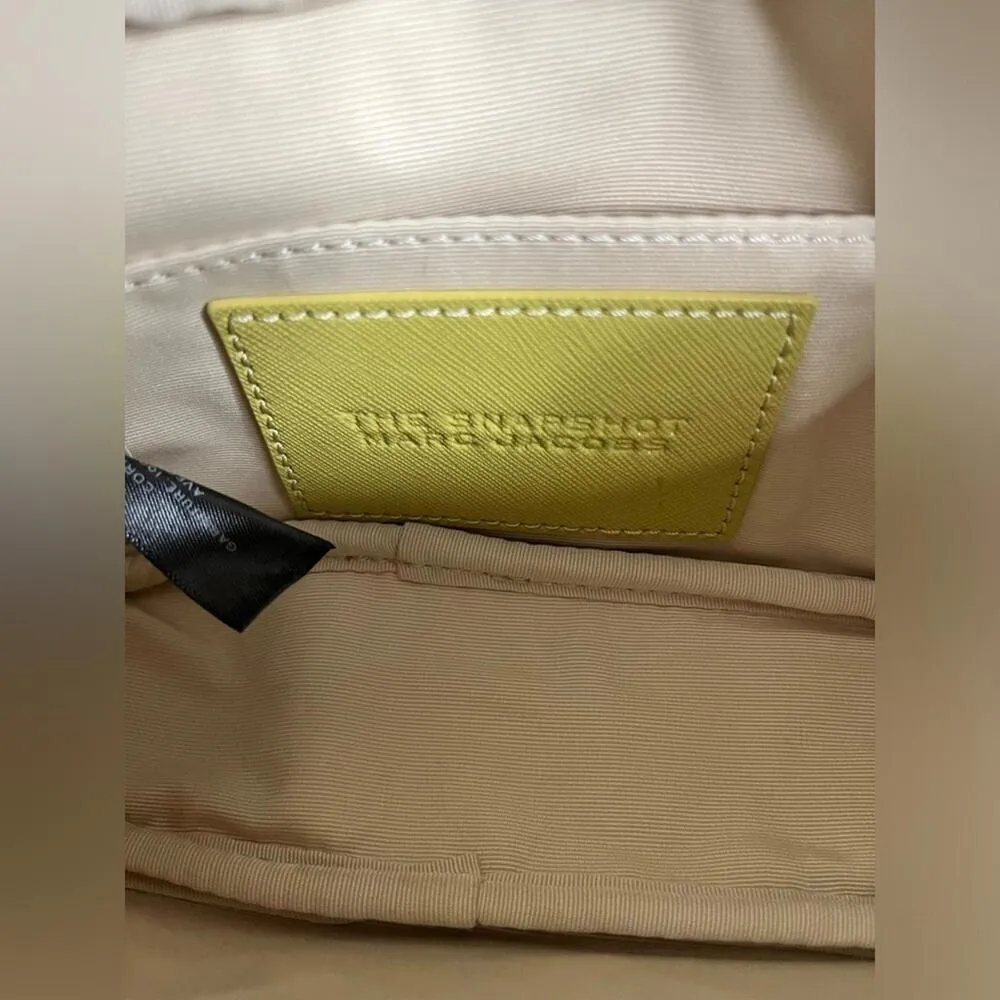 Marc Jacobs Luxe Snapshot Camera Bag Yellow Faux Fur Chain Strap NWT - Image 9
