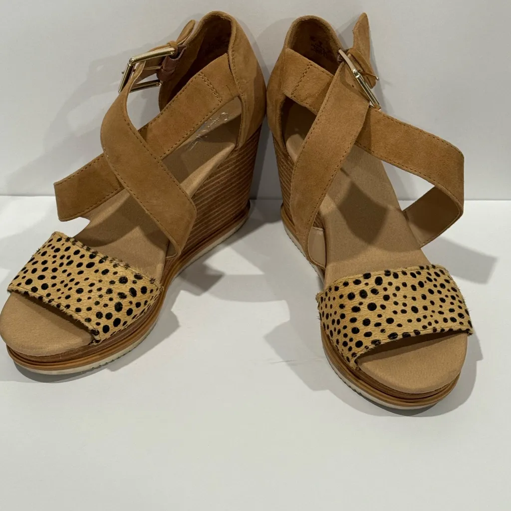 Dr. Scholl's Tan and Leopard Women's Sandals Size 10 - Image 2
