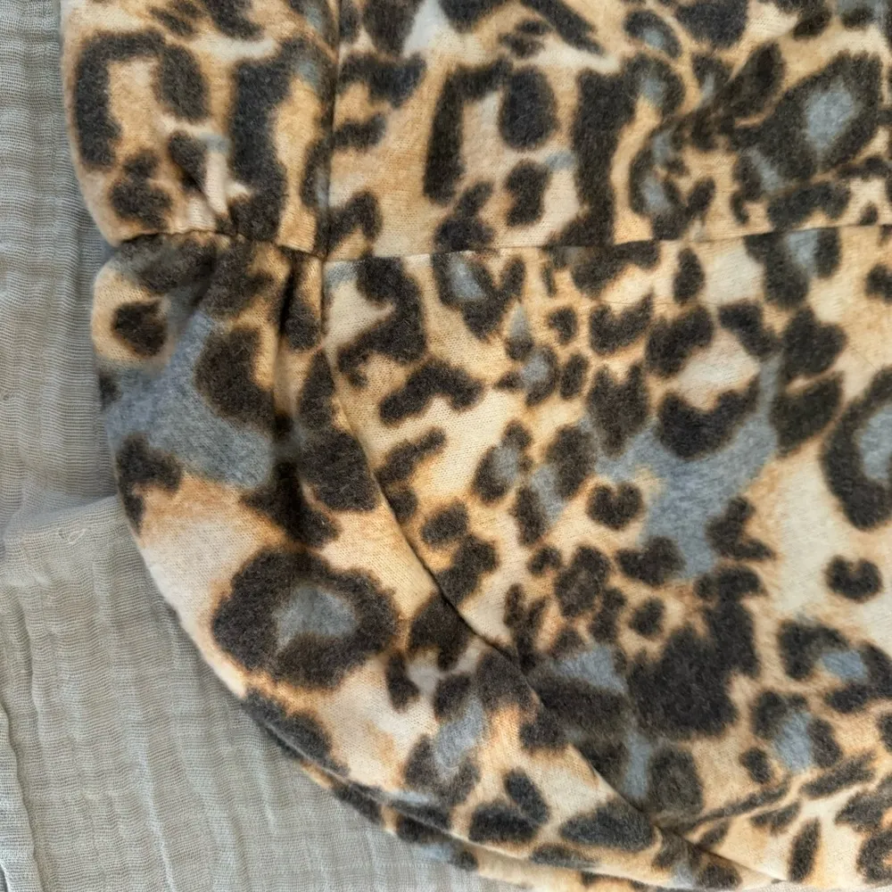 Cha Cha Vente 3/4 Sleeve Crisscross Back Top‎ Size M - Image 4