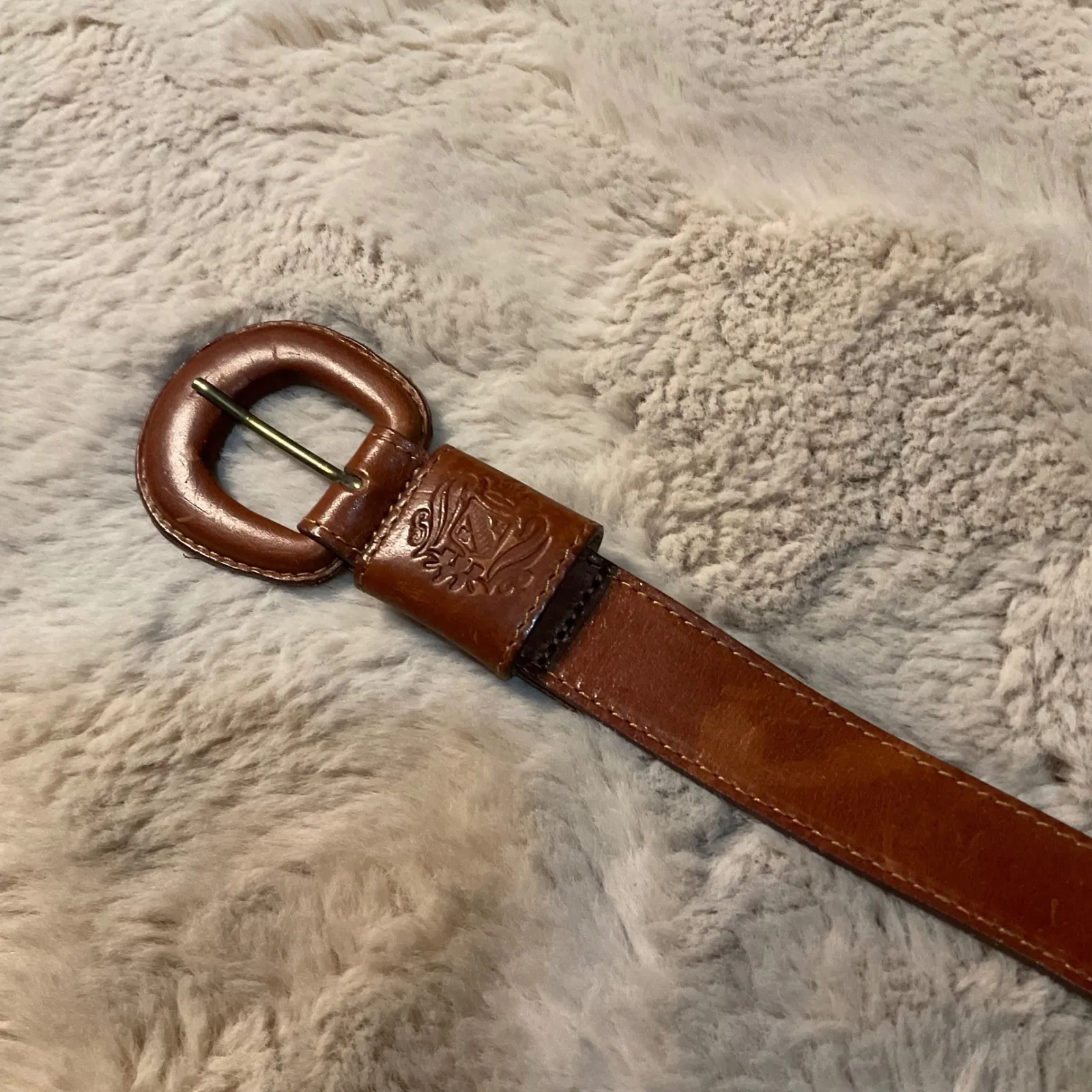 Leather Belt Brown With Rounded Leather Buckle Size Small Womens - Image 2