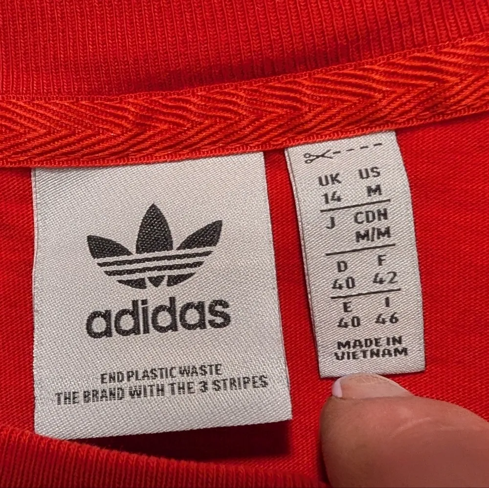 Adidas Originals Womens Medium Red Cropped TShirt Trefoil Logo Sporty Casual - Image 2