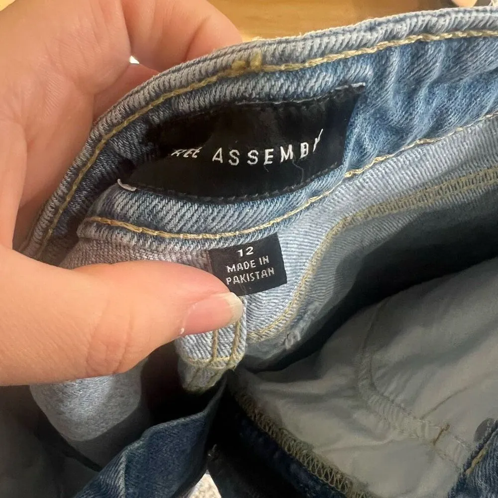 Free Assembly blue jeans 12 Blue - Image 6