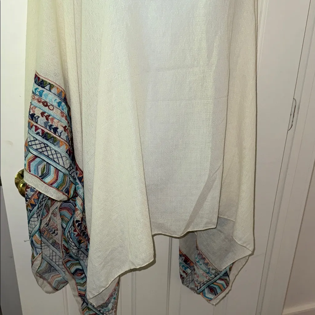 Three Bird Nest Boho Poncho Size undefined - Image 2