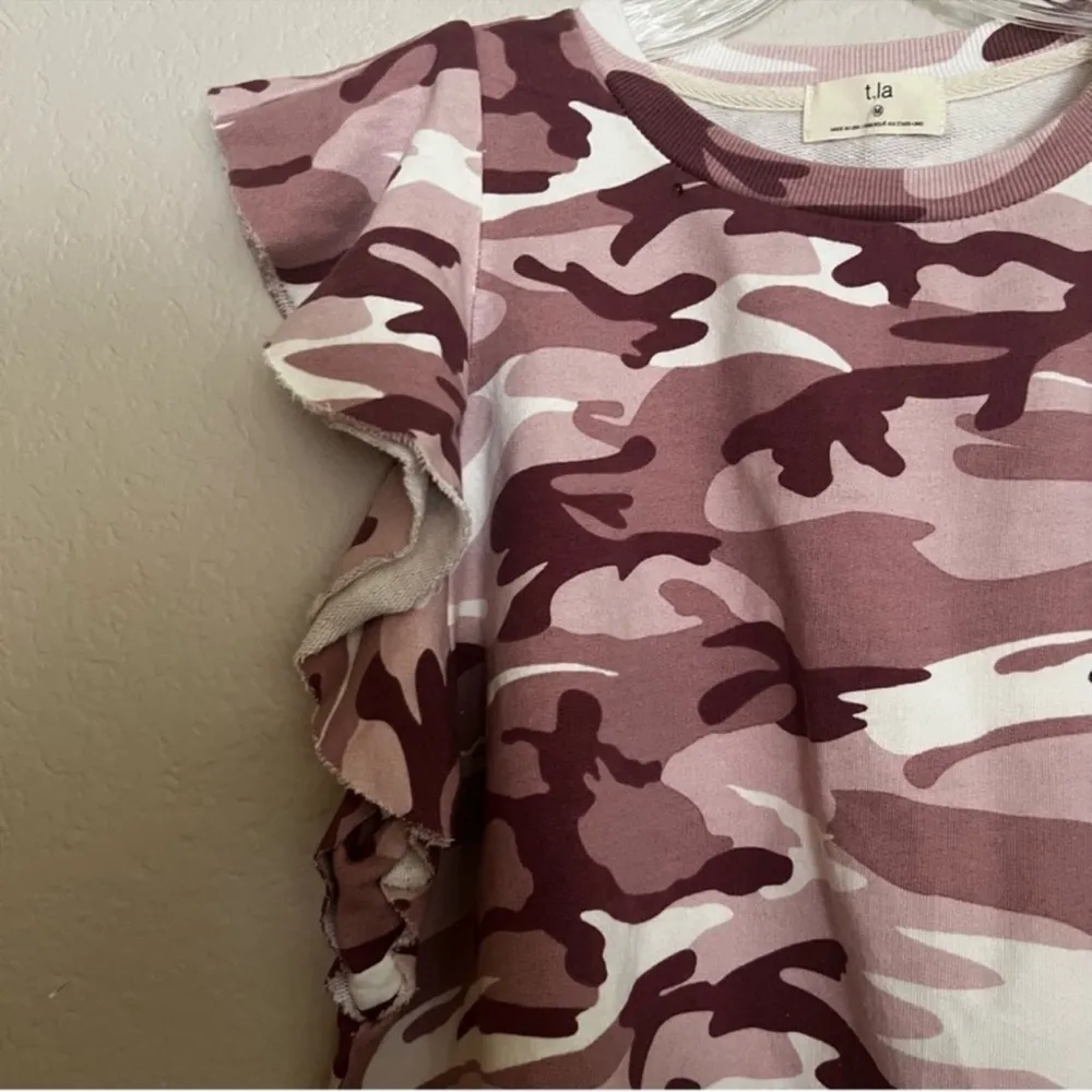 NWT ANTHROPOLOGIE t.la‎ Pink Camo Ruffle Sleeve Sweater Tank Top Size: M - Image 9